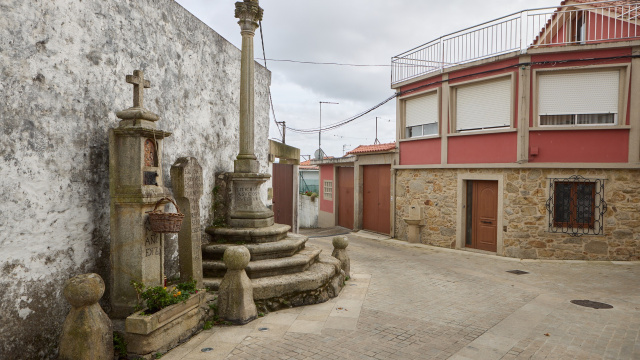 Crucero Pinto y peto de ánimas